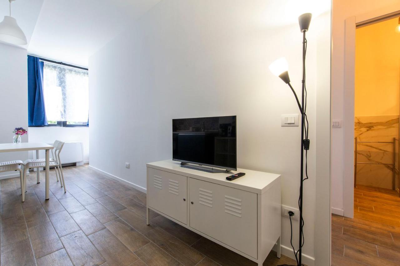 Noto 10 Leilighet Milano Eksteriør bilde